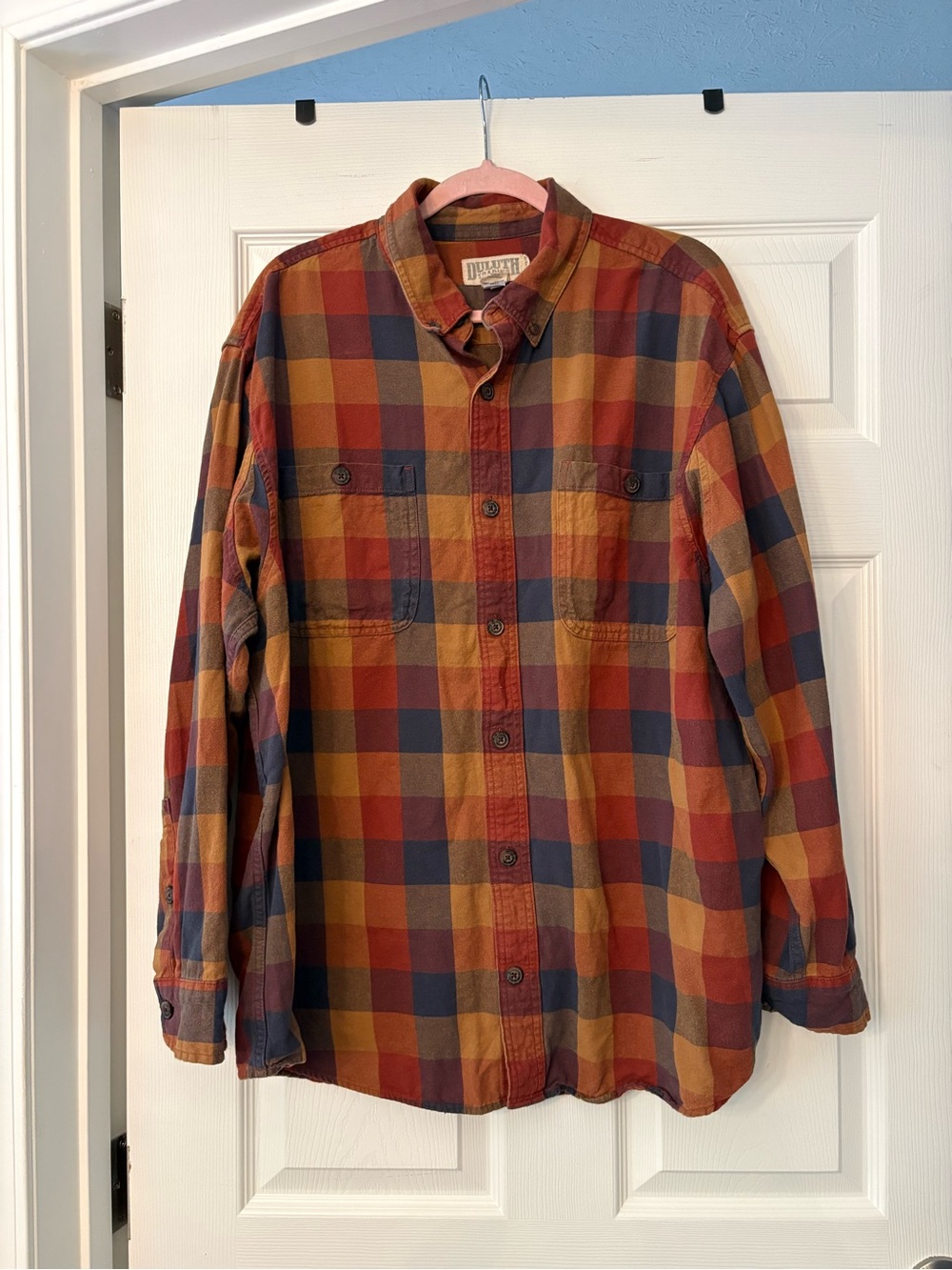 Duluth Trading Co Rust Navy Mustard Plaid Button-Down Shirt